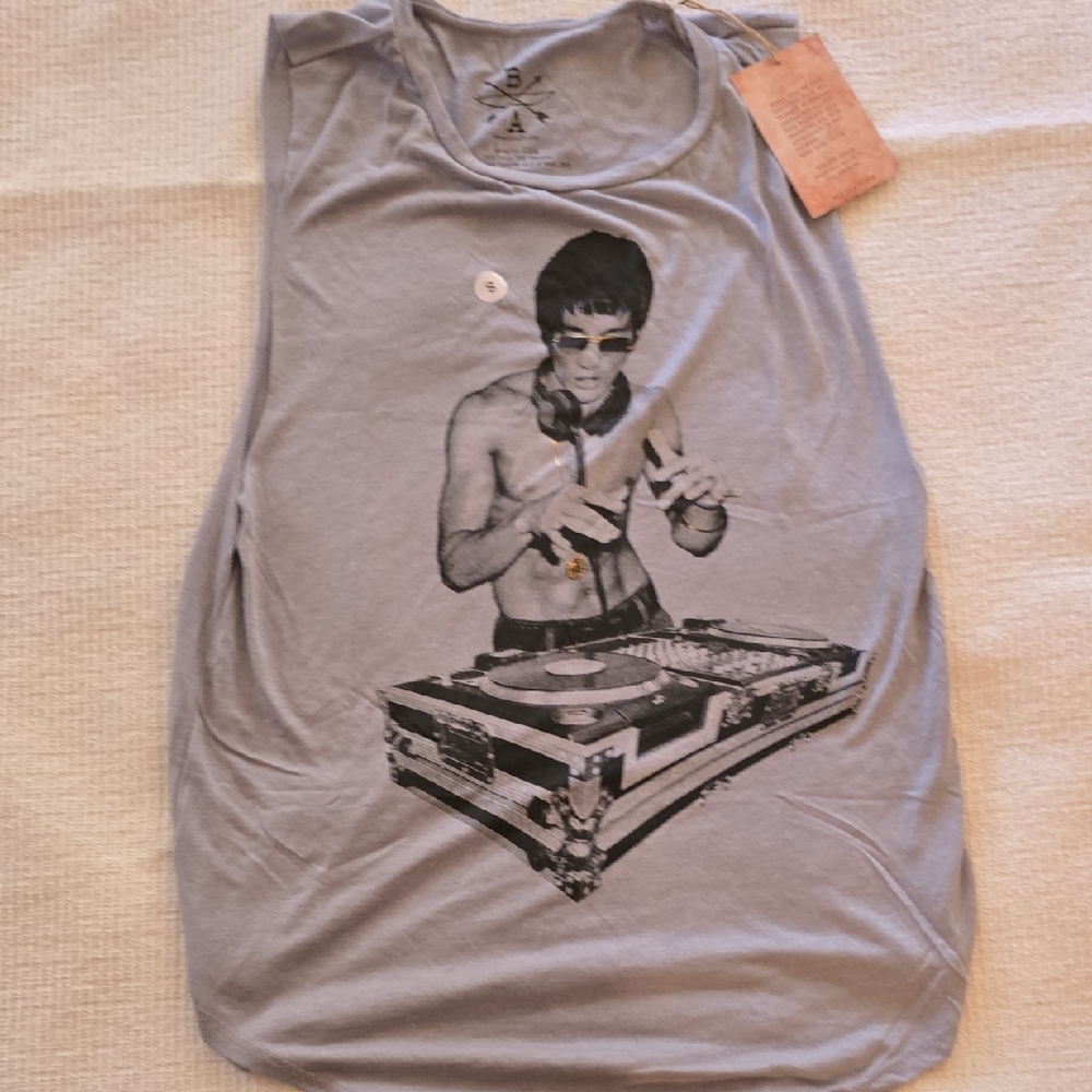 BRUCE LEE DJ Gray Sleeveless Graphic Tank Top NEW WITH TAGS SIZE S